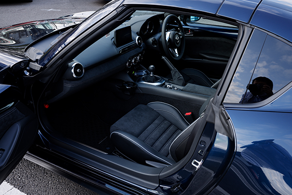 roadster_nd_20210403_04.jpg
