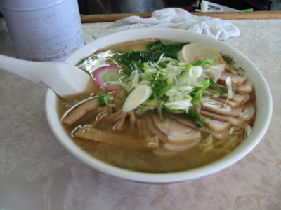 のんきや 塩ラーメン(ちょっとピンぼけ)