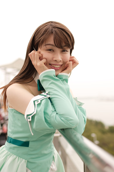 シホさん